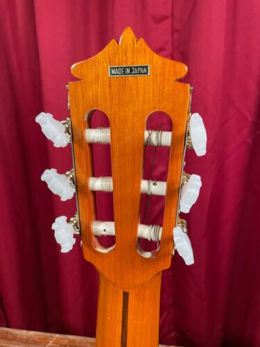 1975 Alvarez Model 5006 Classical Guitar w/ Case MIJ - Picture 13 of 22