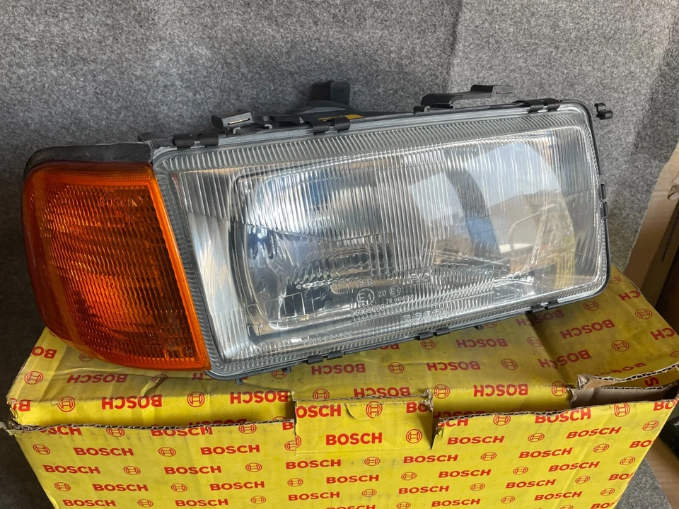 FARO + FRECCIA H4 anteriore DESTRO AUDI 80 B3 0 301 075 102 0301075102 BOSCH Foto 2 de 4