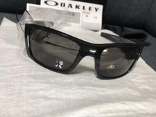 Oakley Fuel Cell OO9096K060 Men's 
