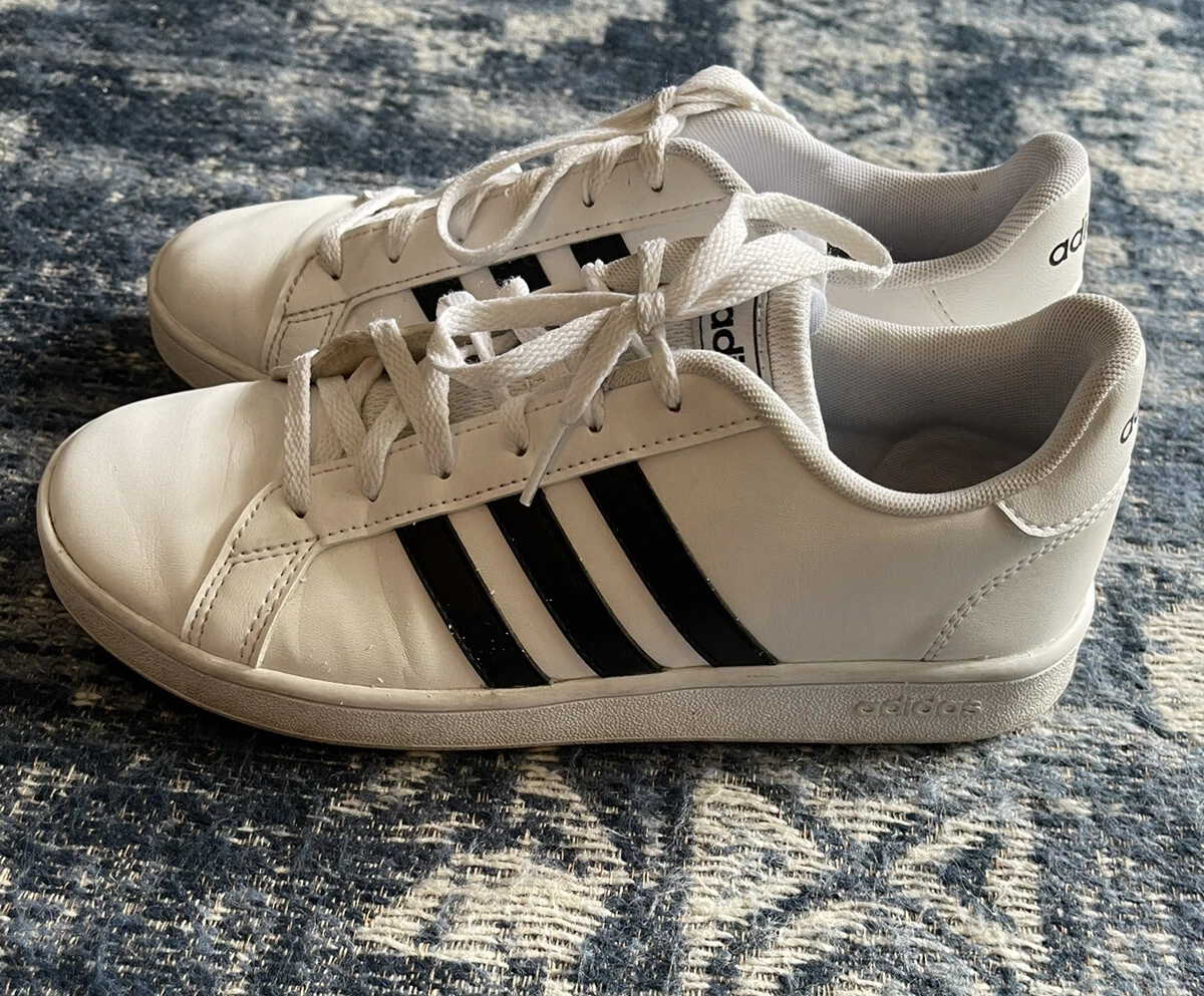 Adidas style sneakers white casual deals shoes