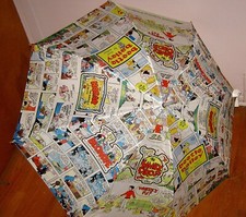 Vintage 2002 Grand Traverse Pavilions Sunday Funnies Promo Umbrella