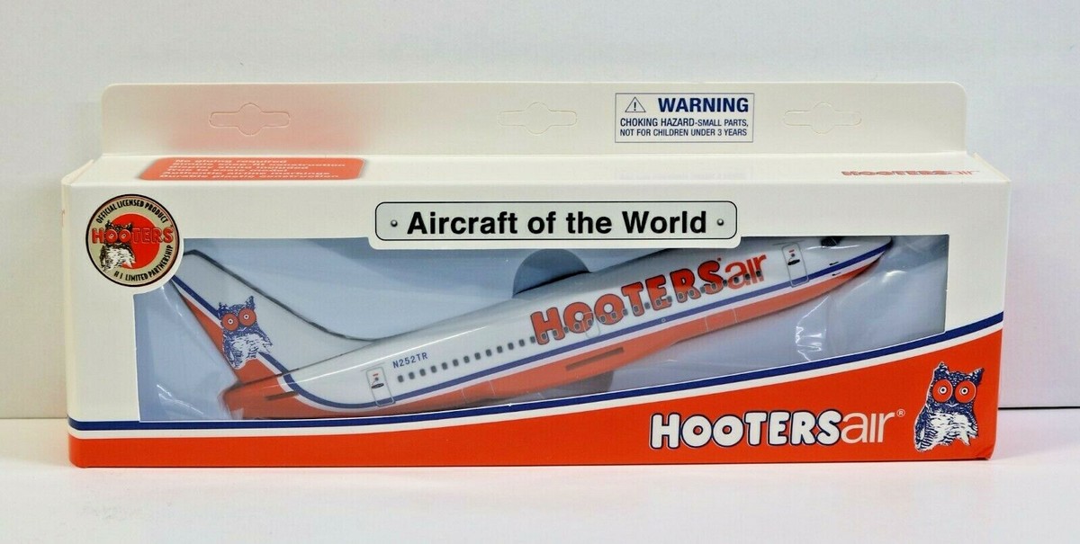 Hooters Air B737-300 & 757-200 1:400サイズ Boeing 757-200 Hooters Air | Modelsnavigator.com