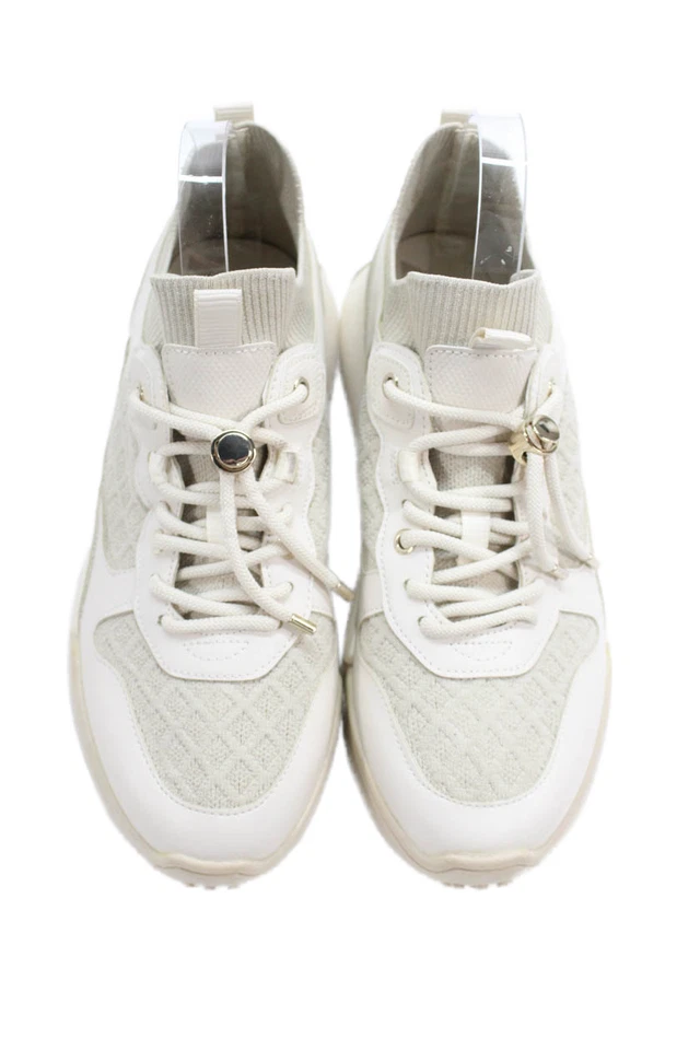 Zapatillas bajas Zara para mujer de cuero tono dorado con cordones talla beige Foto 2 de 4