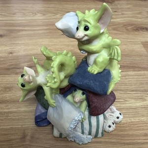 Whimsical World Of Pocket Dragons PILLOW FIGHT LE Musgrave RARE !!!!