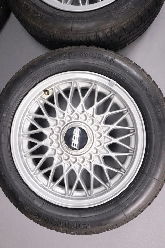 BMW E30 M3 BBS Radsatz 7Jx15H2 ET30 Styling 5 inkl Nabendeckeln 2225375 - Bild 4 von 4