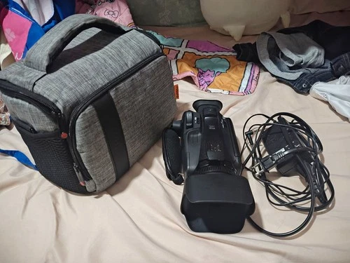 Canon VIXIA HF G50 4K UHD Camcorder 20x Zoom w/ Case Charger 256GB SD - product listing photo