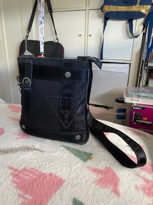 Sacoche Guess - Photo 1/4