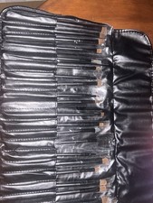 Makeover Essentials 24-Pc Professional Makeup Brush Set & Travel Case