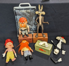 R. Dakin Looney Tunes Figures  Banks Elmer Fudd Wile E. Coyote Yosemite Sam 