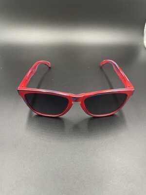 Oakley Frogskin Matte Red-Skate Deck w/ Grey Lenses New | eBay