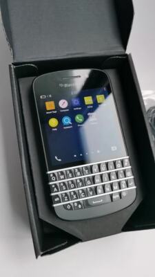 BlackBerry Q10 - Unlocked 8MP 4G 16GB storage OS10 Cellphone