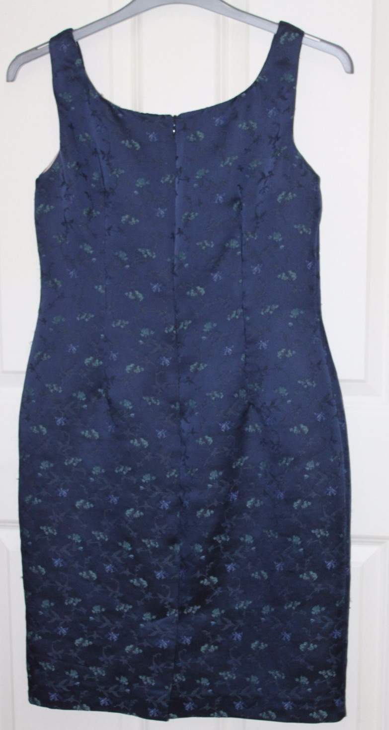 Ladies beautiful fitted  dress by Monsoon . size 12 . image 5