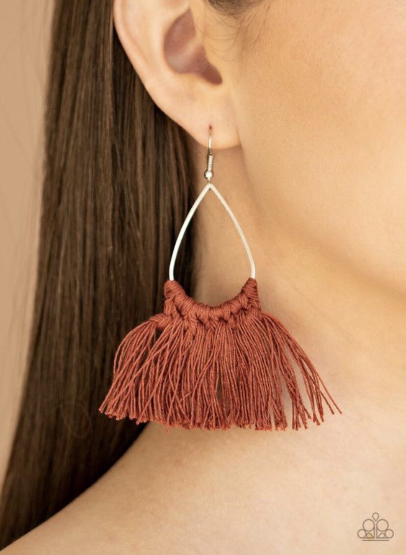 🔥 Paparazzi Macrame Earrings 🔥 Tassel Treat Brown Red Silver