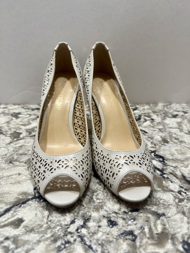 IVANKA TRUMP AUTH Women's Ivory Leather Laser Cut Peep Toe Heels Size 6.5