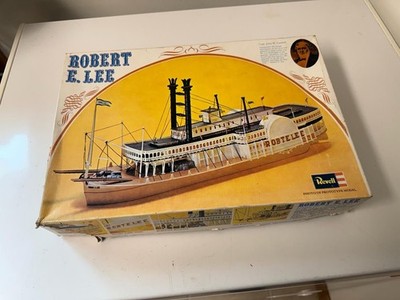 Revell Robert E. Lee Steamship 15  H-323 Open Model Kit  Sullys Hobbies  