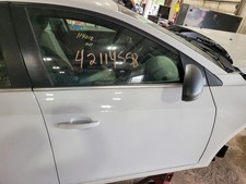 2011 - 2012 Chevrolet Cruze Rh Passenger Front Door Express Down Thru Vin White 2011 - 2012 Chevrolet Cruze Rh Passenger Front Door Express Down Thru Vin White