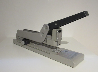 Novus B 54/3 Blockheftgerät /Bürohefter mit variabler Einlegetiefe bis  250 mm