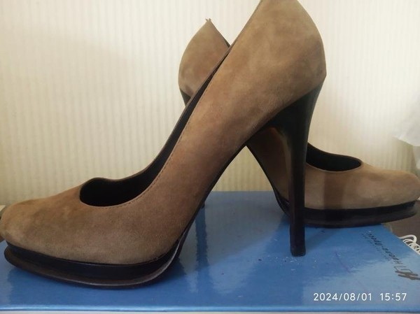Women Diane Von Furstenberg Heels Beige Suede 37