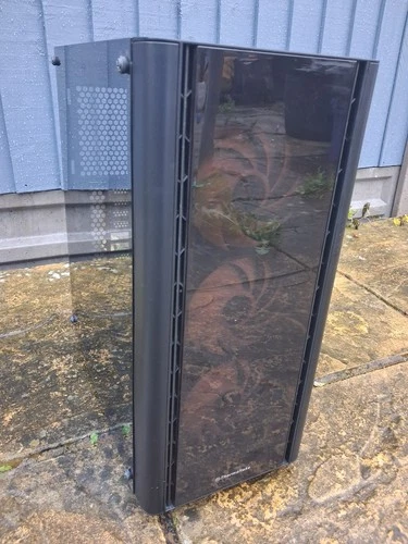 THERMALTAKE V250 RGB Mid-Tower Chassis