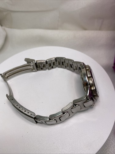 Reloj de buceo pequeño Freestyle para mujer 330 pies con pulsera de eslabones de acero cara púrpura - Imagen 4 de 7