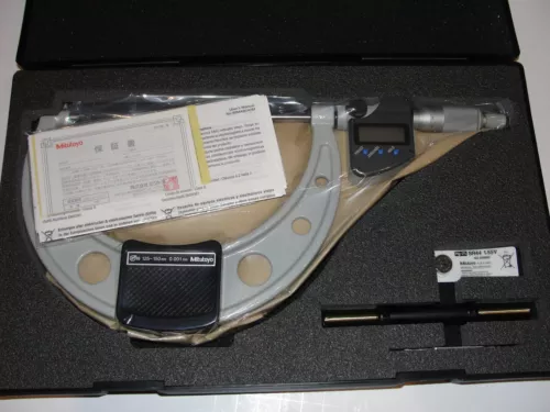 Mitutoyo 293-251-30 MDC-150MX Micrometer, IP65, 125 mm-150 mm, 0.001 mm NEW!