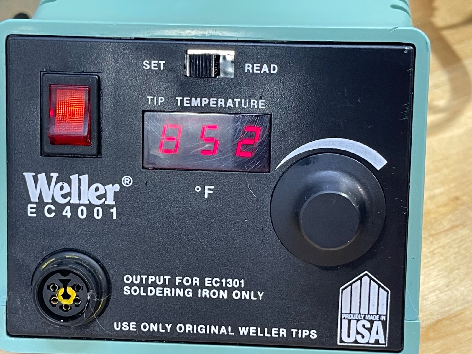 Mint: WELLER EC4002C ESD POWER UNIT Soldering ec4002