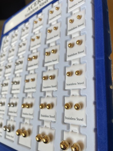 Wholesale 36pcs Stainless Steel Earrings Ball Stud Jewelry Lot Silver Gold Mix - Picture 5 of 5