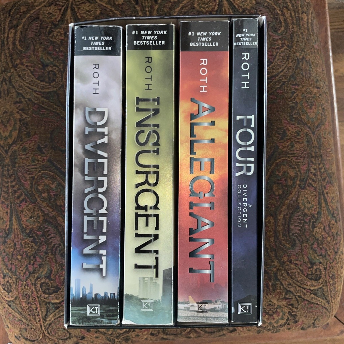 The Divergent Series Box Set Books 1-4 Paperback Slipcase Veronica