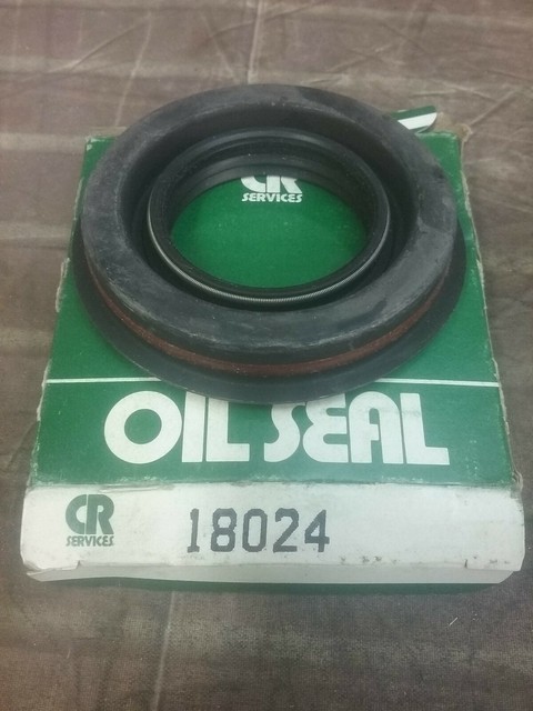SKF 19643 Grease Seals – Spring Loaded Shaft Seals For Automotive & Machinery