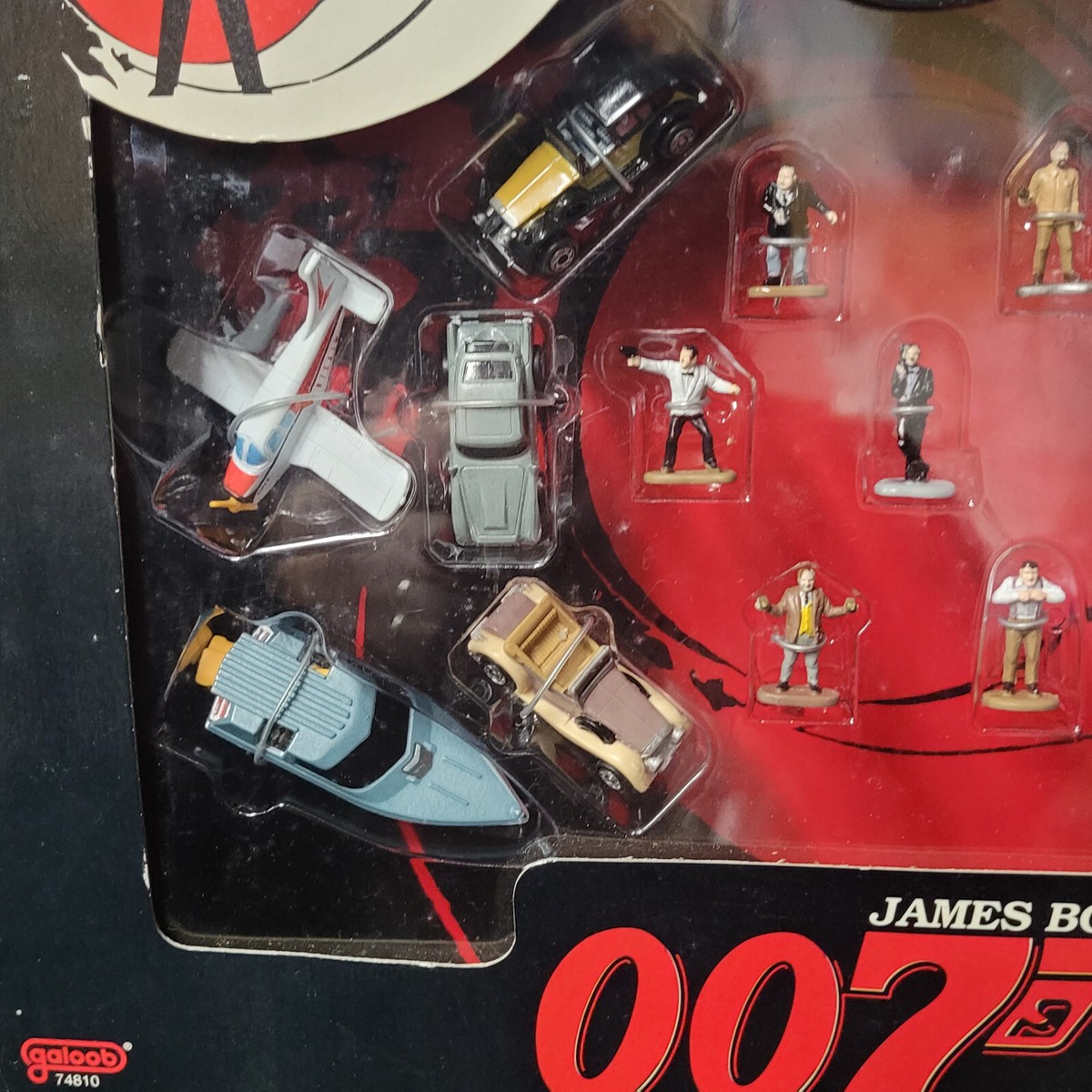 ガルーブ製　マイクロマシーン　007 ジェームス　ボンド Brand New 1995 Galoob Micro Machines 007 James Bond Vehicle