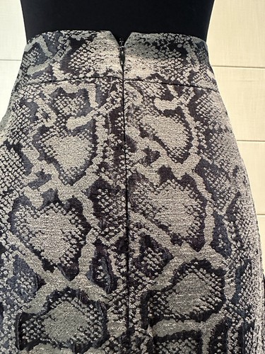 David Lawrence Brand Women Skirt Pencil Style Snake Pattern Size 10 - Picture 6 of 10