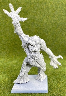 Warhammer Fantasy Battles: Wood Elf - Treeman ''B'' (Metal, Primed) GW ELVES
