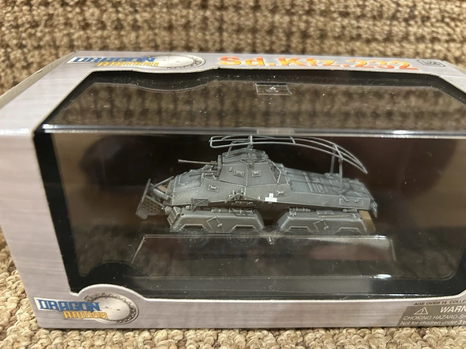 Dragon Armor 1:72 Sd.Kfz.232 Recon Vehicle, 1.Div. "LAH", Poland 1939, No. 60585 - Image 3 of 4