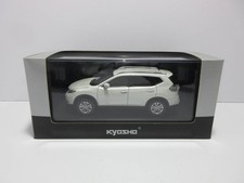 Miniature Car 1/43 Kyosho Nissan X Trail X TRAIL (T32) White Pearl Model Car