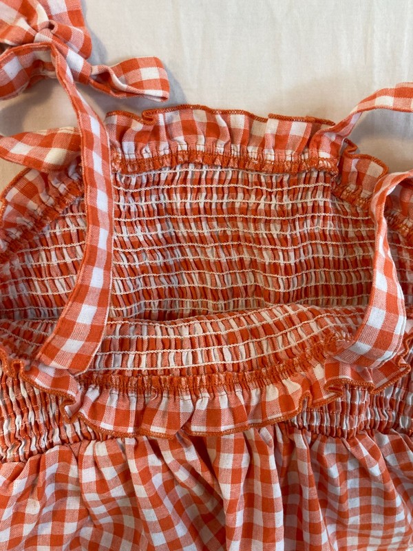 Girls Summer Top size 10-12 tag missing