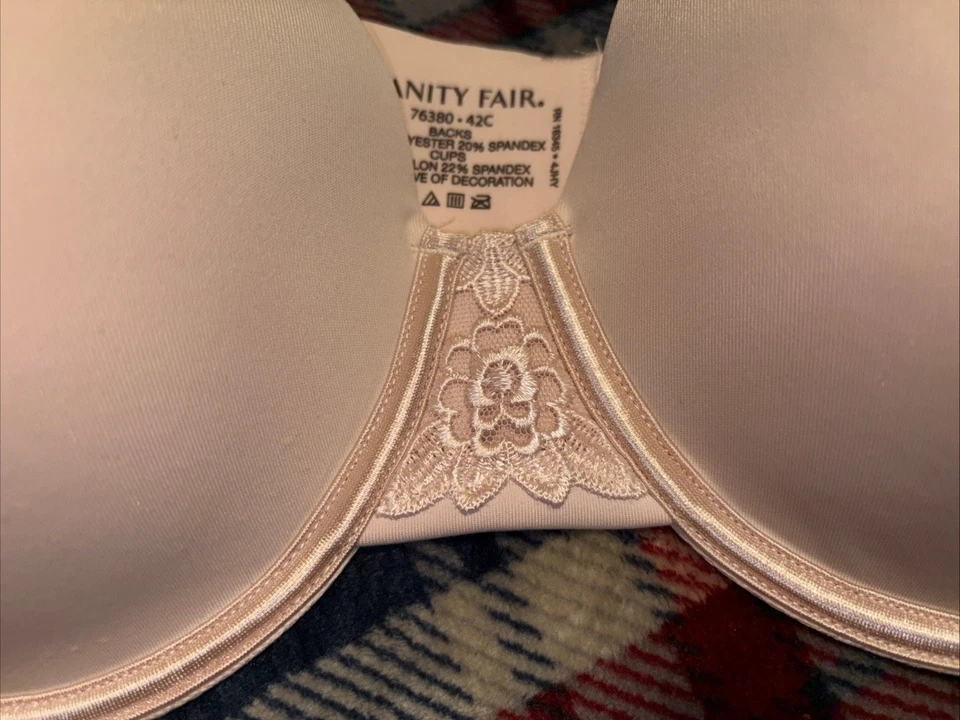 Sujetador Vanity Fair 42C P!nk con aros Foto 2 de 4