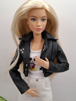   Schwarze Kunstleder Bikerjacke NUR für Barbie Größe Puppe - Handarbeit 