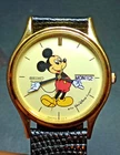 Vintage Seiko 5Y23-7079 Mickey Mouse Men's Quartz Wristwatch Japan Gold Tone