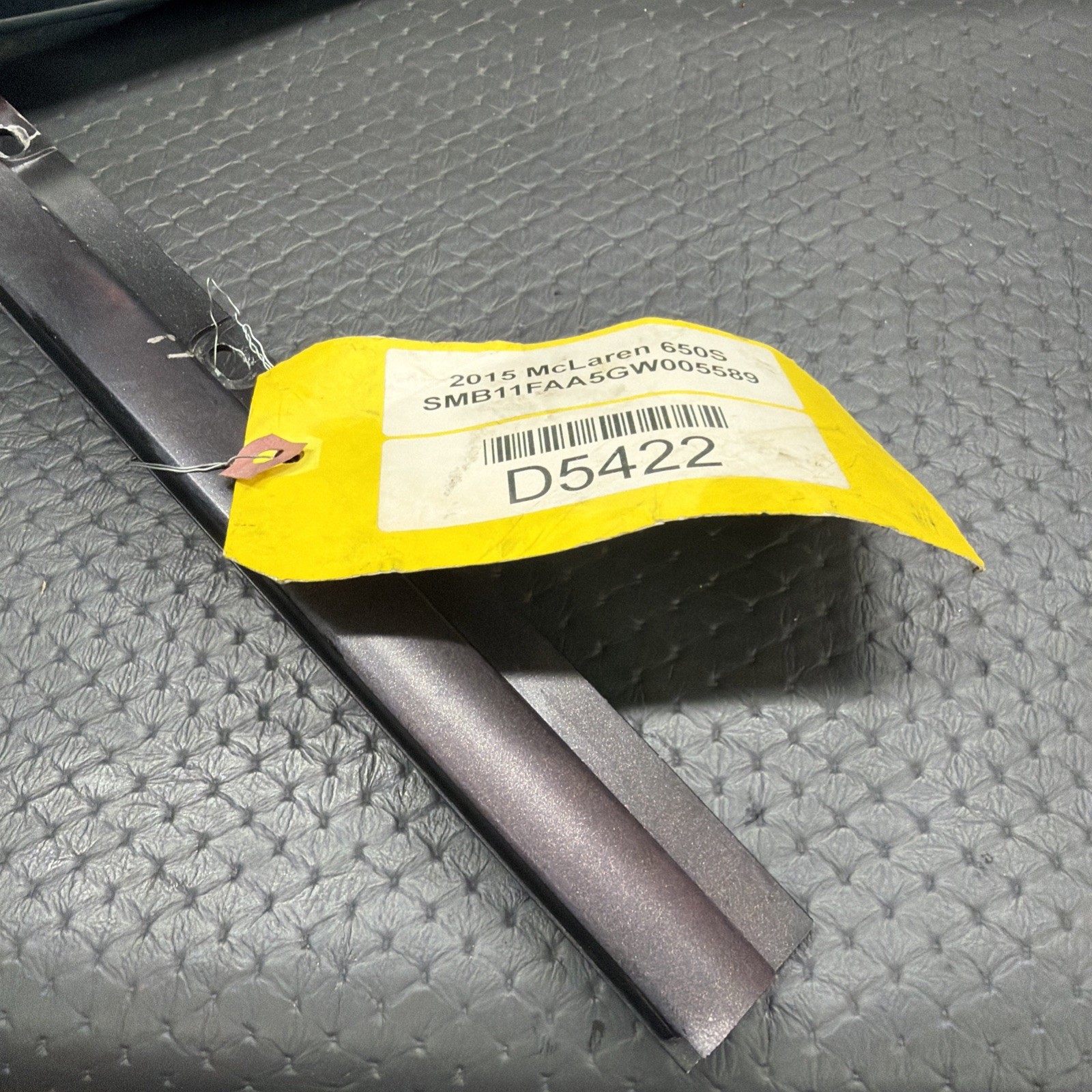 McLaren 650S Spider Front Right Quarter glass