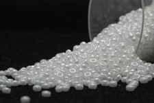 Miyuki Round Rocailles 11/0 White Pearl Ceylon Seed Bead RR-420