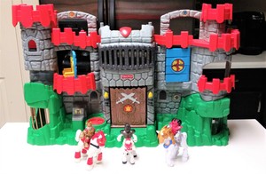 imaginext great adventures castle