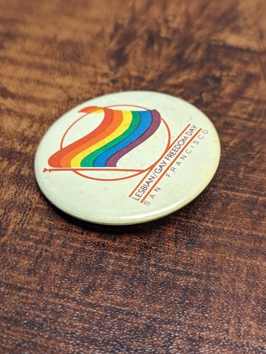 Vintage - San Francisco Lesbian/Gay Freedom Day Pinback / Button - 1 3/4" LBGTQ - Picture 6 of 7
