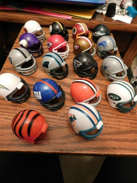 LOT Of 18 NFL FOOTBALL PLASTIC MINI HELMETS Riddell 2010 Panthers lot-of-18-nfl-football-plastic-mini-helmets-riddell-2010-panthers