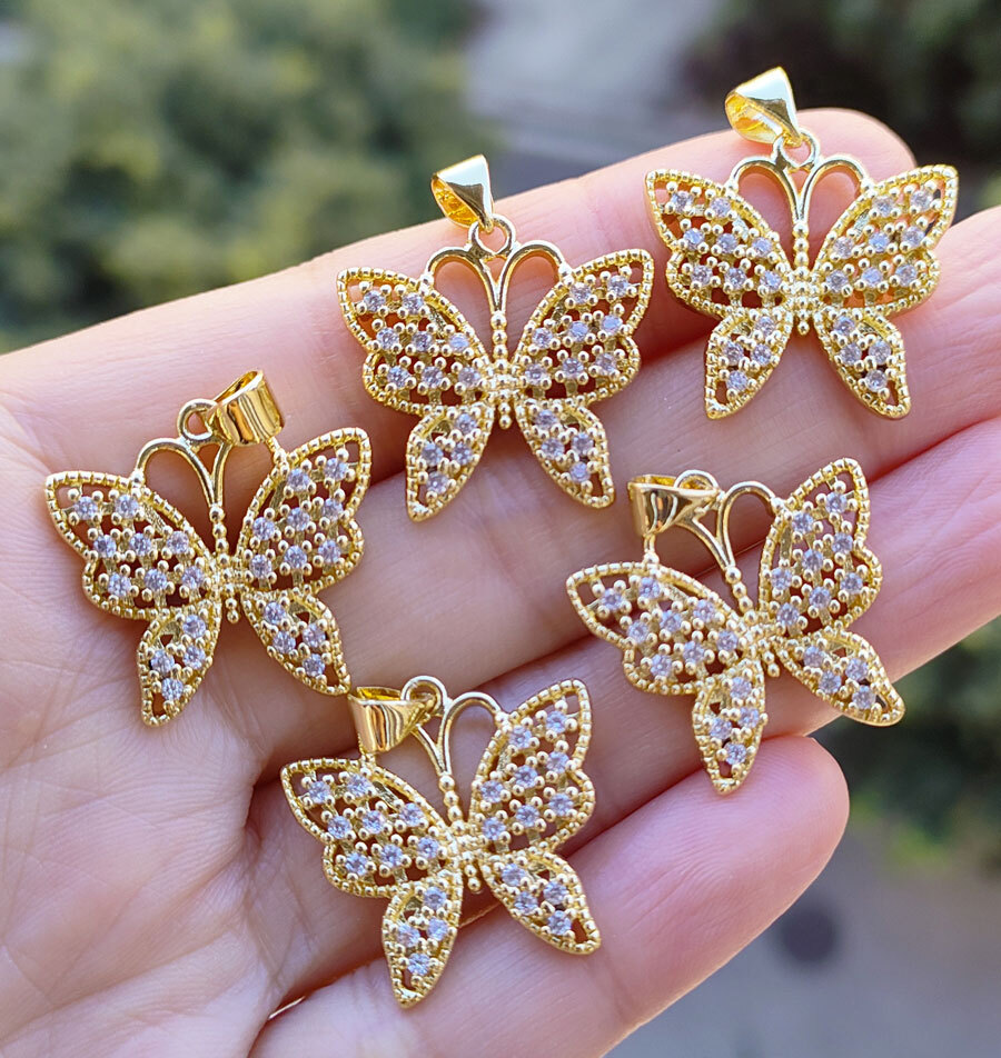 10pcs Metal Crystal Butterfly Pendants Magic Reiki Healing Amulet Fashion