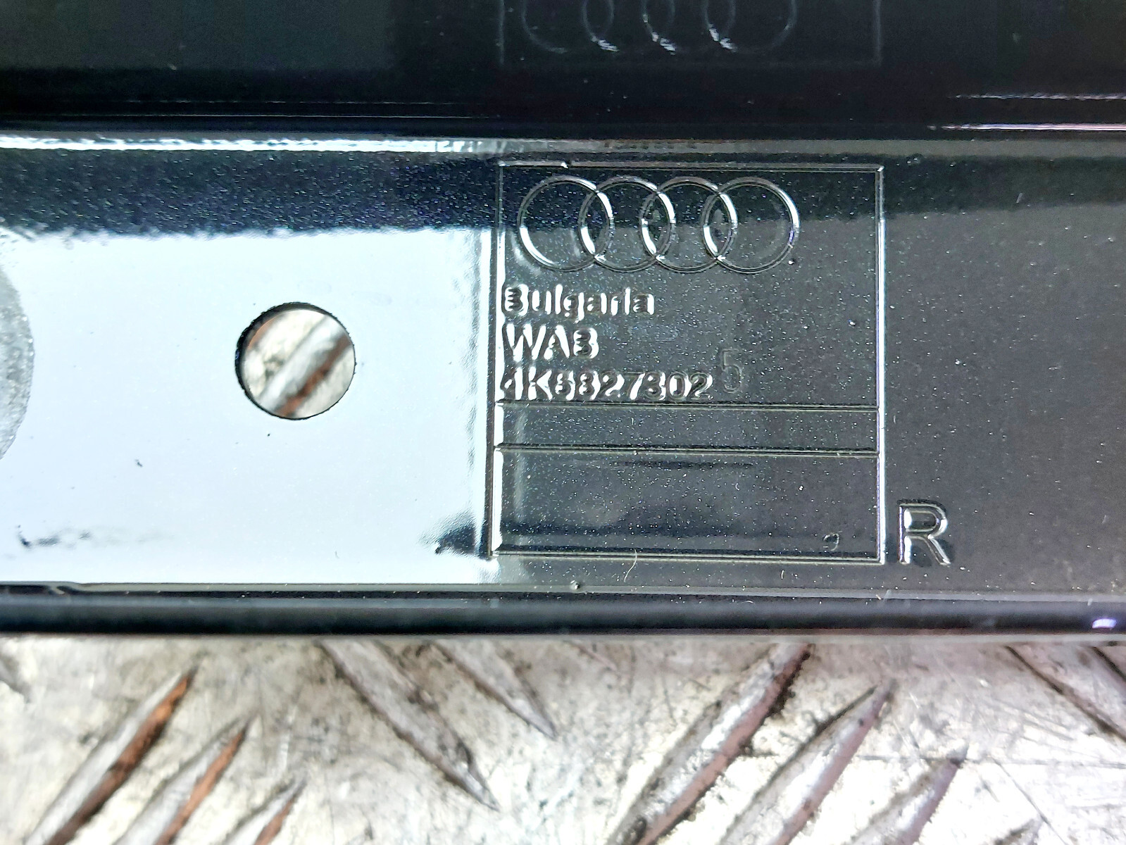 Foto 15 di 16