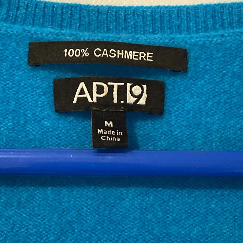 Apt. 9 Cashmere V-neck Turquoise Sweater Women’s Size Medium - Image 2 of 4