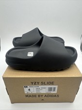 Adidas Yeezy Slide Onyx Size 4