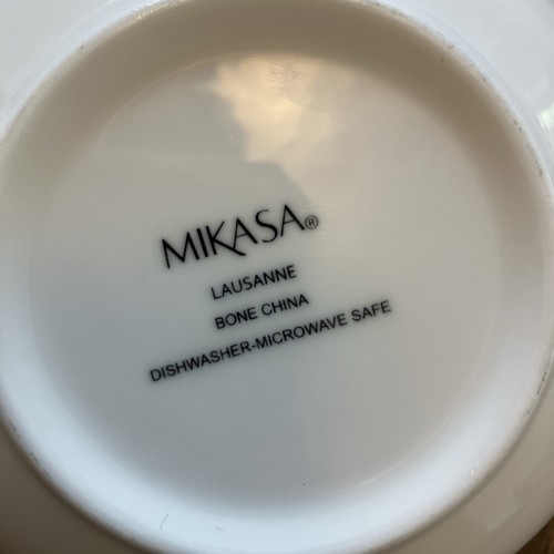 Set of 4 Mikasa Bone China LAUSANNE White Cereal Soup All Purpose Bowls 6" - Picture 5 of 5