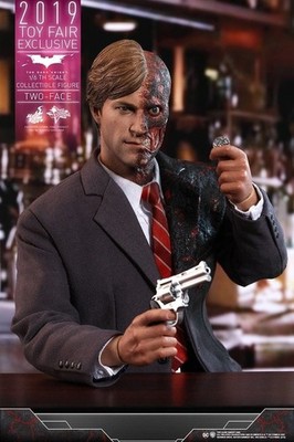 hottoys MMS546 ダークナイト　トゥーフェイス2.0 バットマン Hot Toys MMS546 Batman The Dark Knight Two Face Harvey Dent 1/6