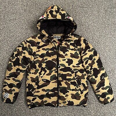 ⭐️ A Bathing Ape X BAPE Shark Camouflage Coat ⭐️ 100 ⭐️ A Bathing Ape X BAPE Shark Camouflage Coat ⭐️ 100